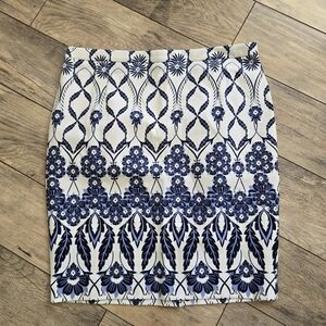 Lila Rose Womens Cotton/spandex Size 6 Floral Blue and White Skirt